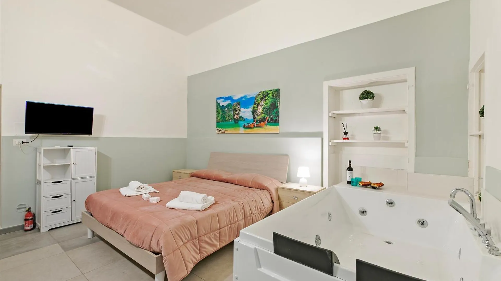 Dimora Apartments - Happy Rentals Bari 0*,