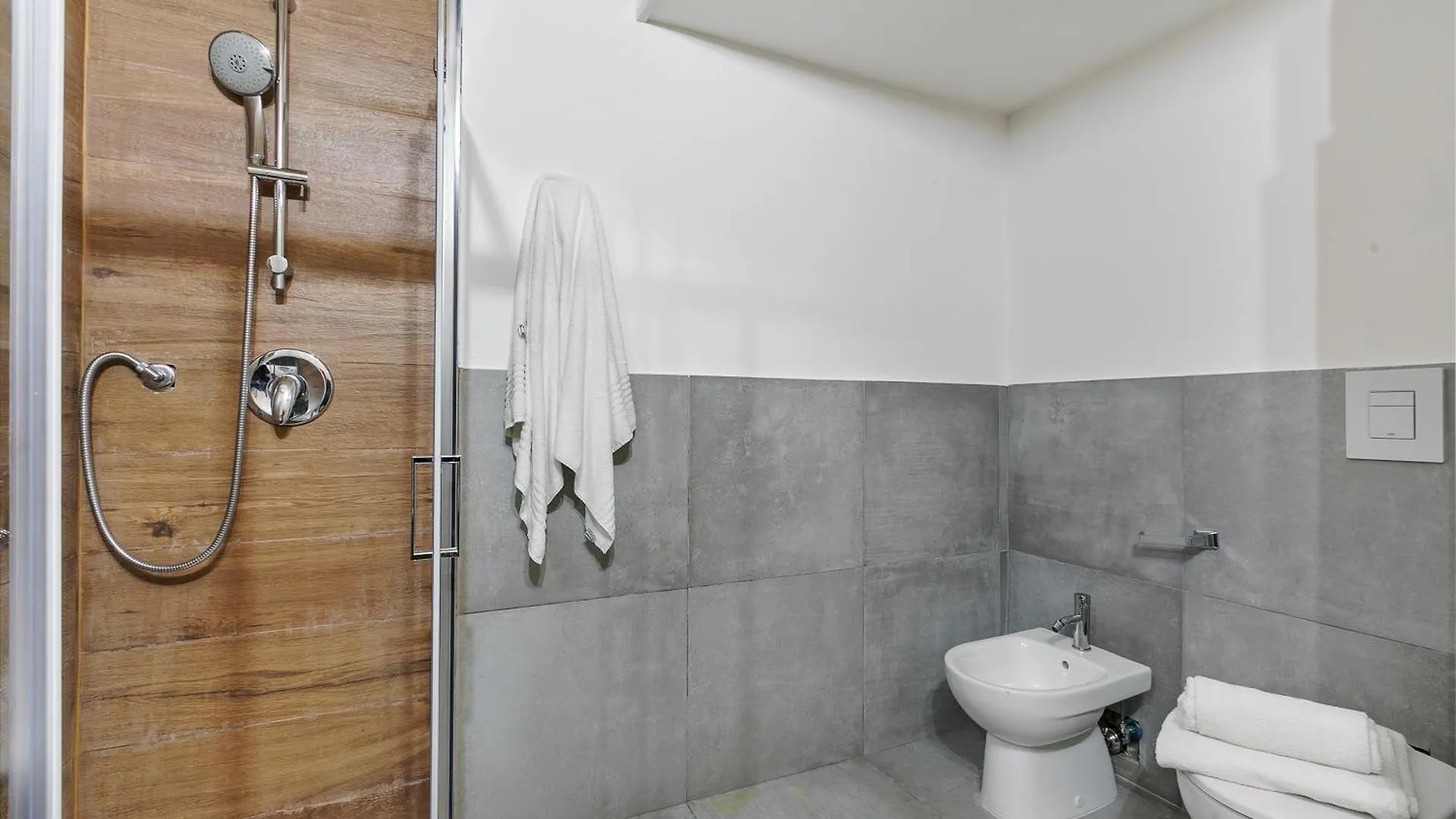 Dimora Apartments - Happy Rentals Bari 0*,